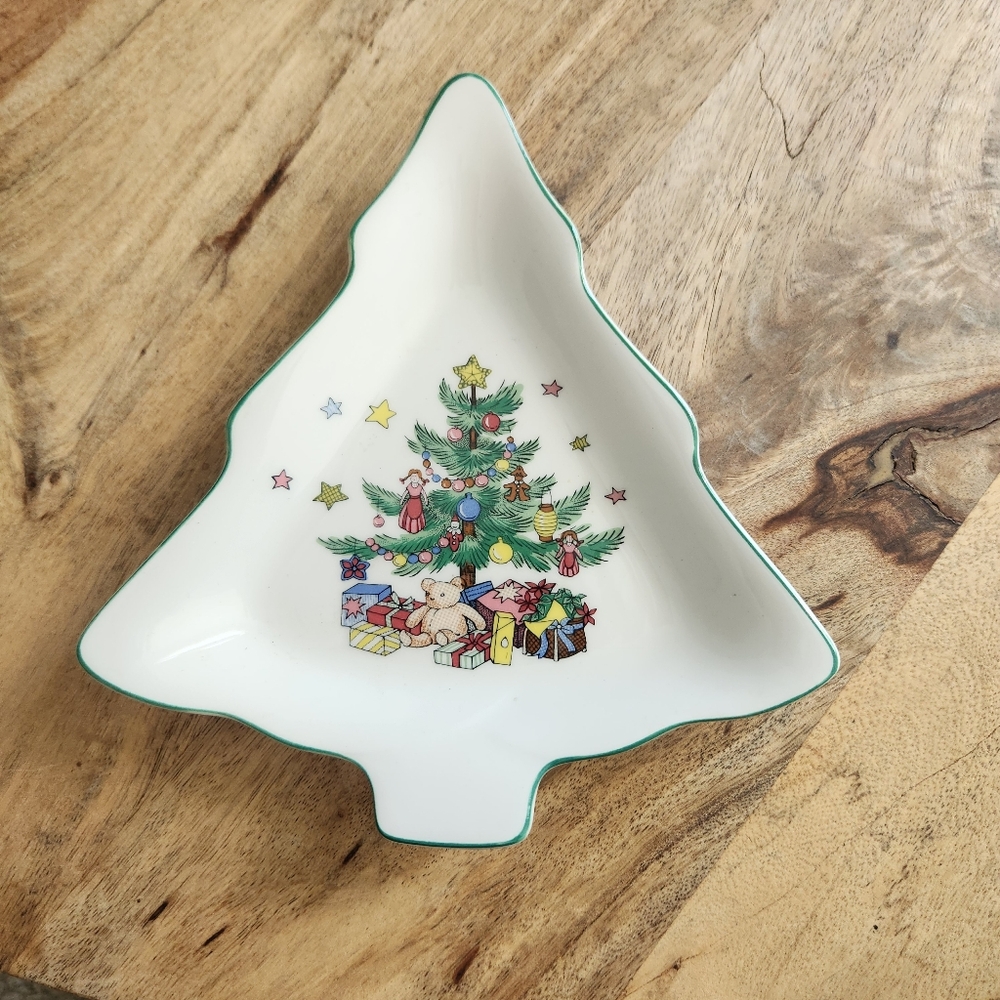 Small Christmas Tree Dish